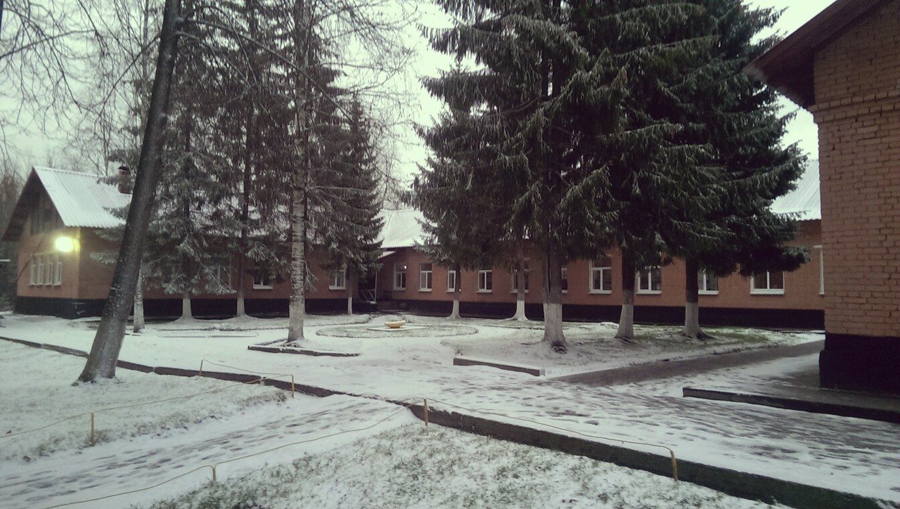 ВЧ 28037. Казарма в дивизионе Герой