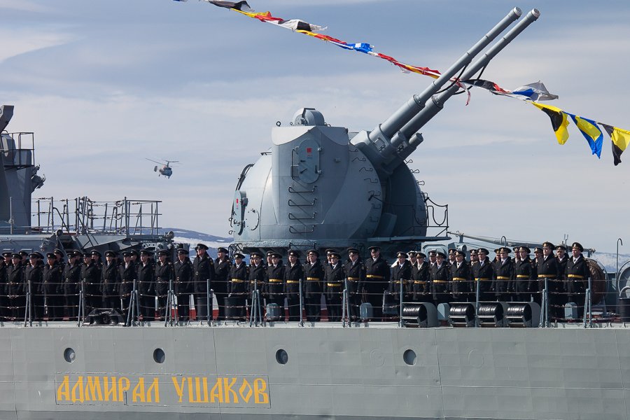 Военно-морской парад с участием авиации в Североморске 9 мая 2015 г. (Мурманская обл.)